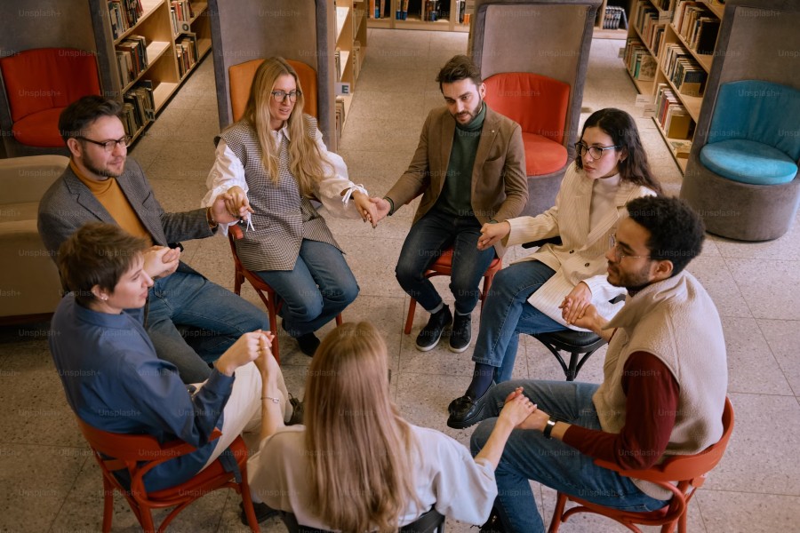 premium_photo-1706061121393-ca0a11ff4885